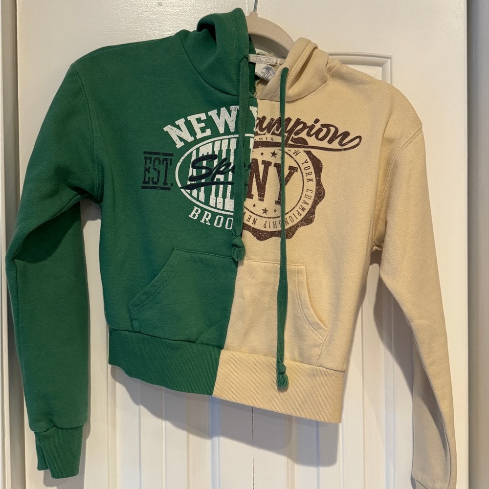 Women’s Green and Beige Split Hoodie Cropped
